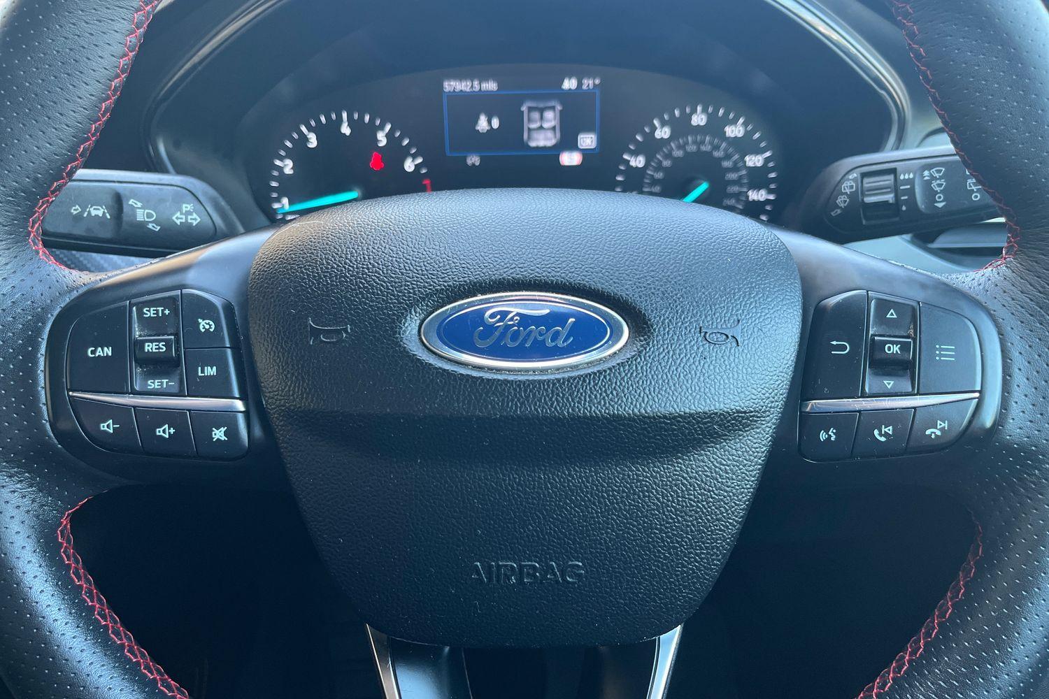 Ford Focus Photo 11