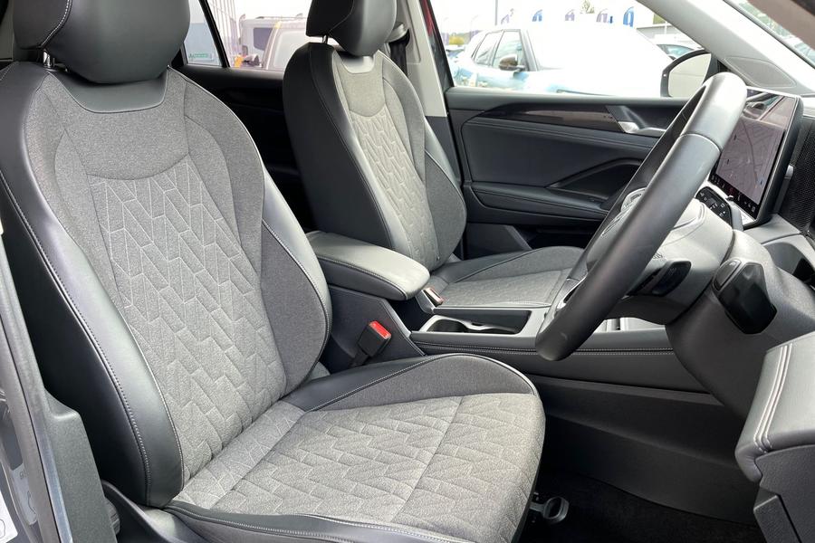 Volkswagen TIGUAN Photo autoimg-f5bc8e35f2dff213312a6a4c4c6f3f8309f6a437.jpg