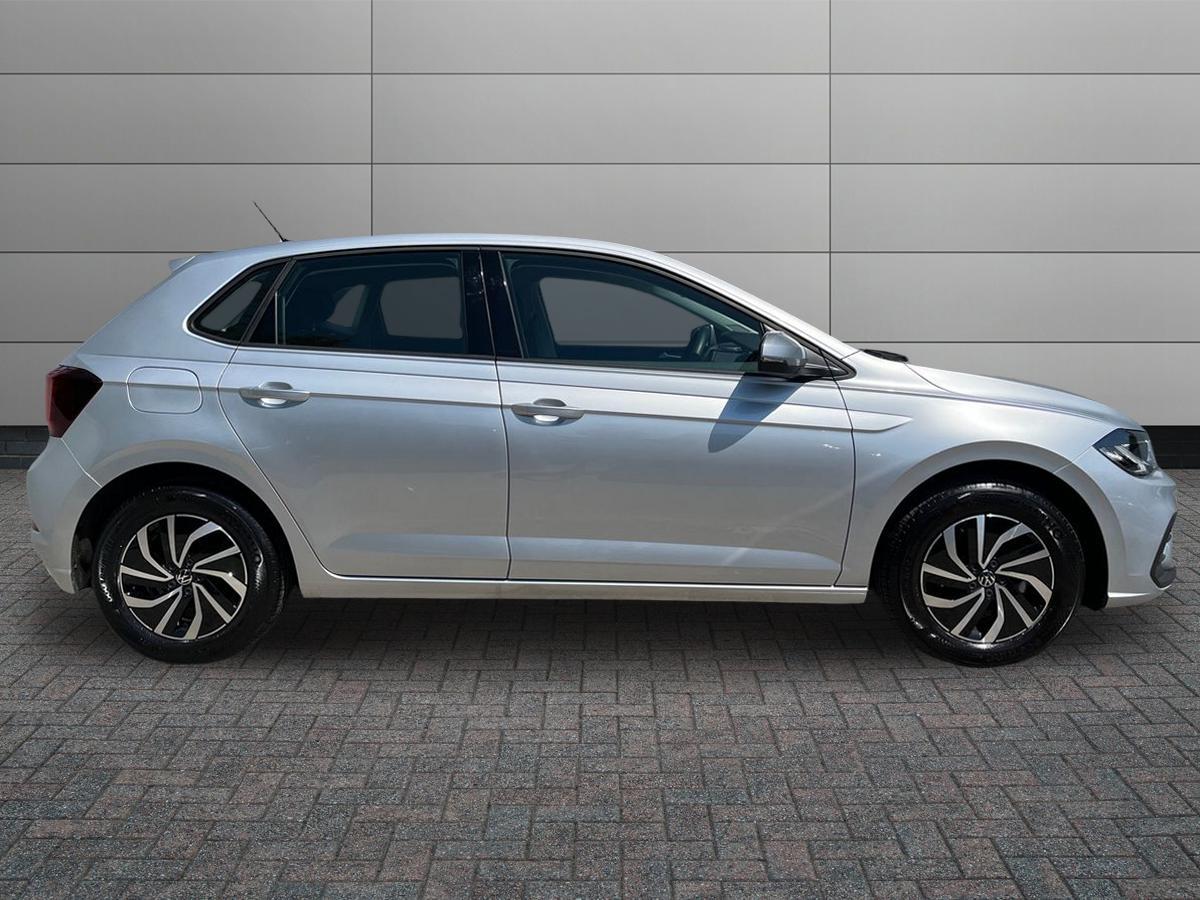Volkswagen Polo Photo autoimg-f5bcf459c846a76af49ba19e831ea1ac7ce4b5c9.jpg
