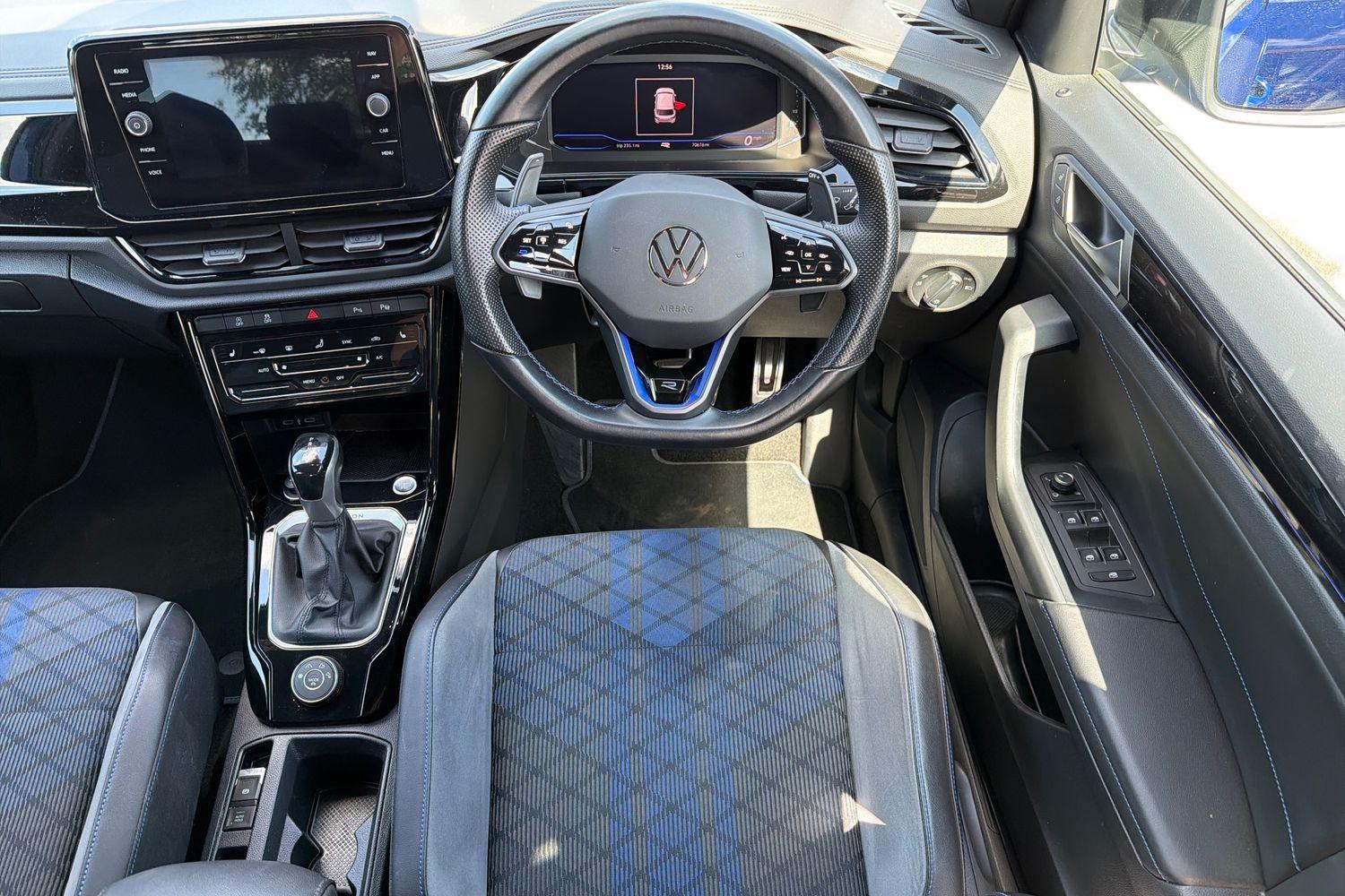 Volkswagen T-ROC Photo 10