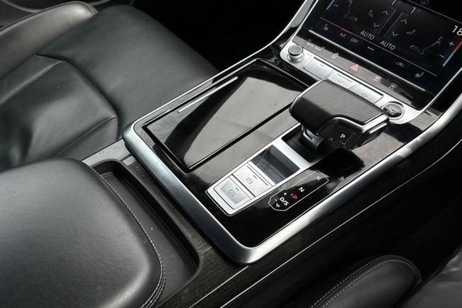 Audi Q8 Photo 37