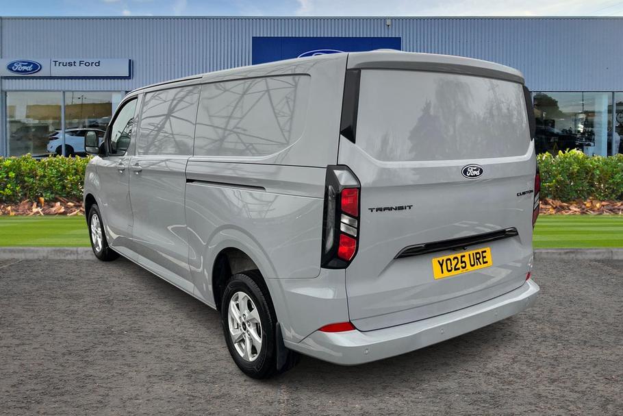 Used Ford TRANSIT CUSTOM YO25URE 2