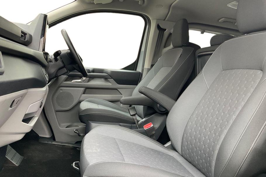 Used Ford Tourneo Custom EA25ZWP 9