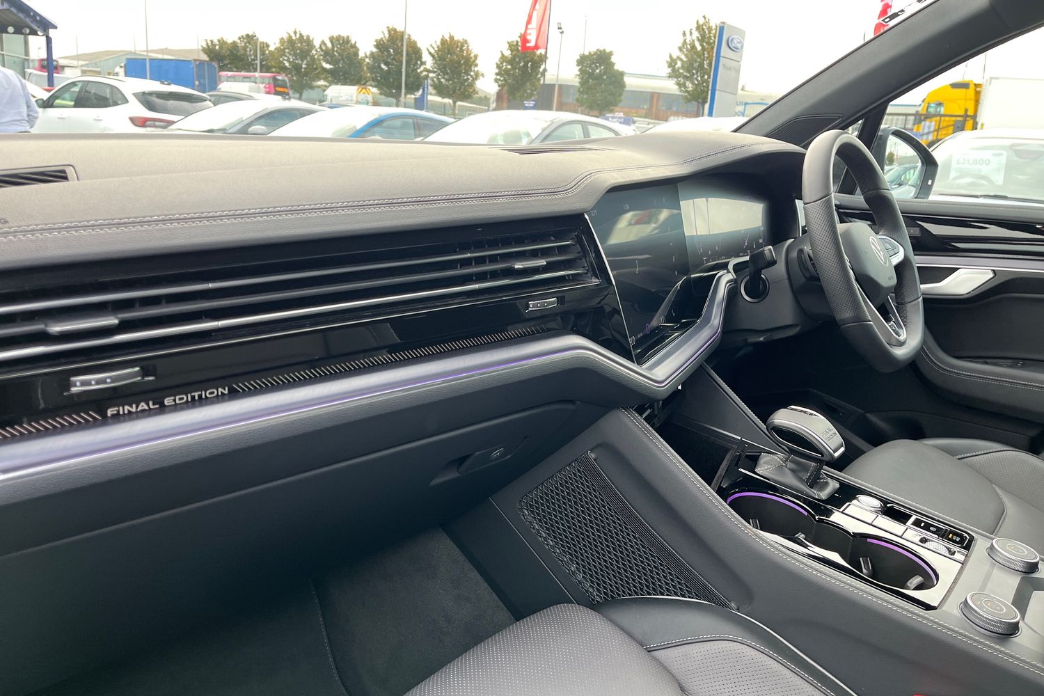Volkswagen TOUAREG Photo 17