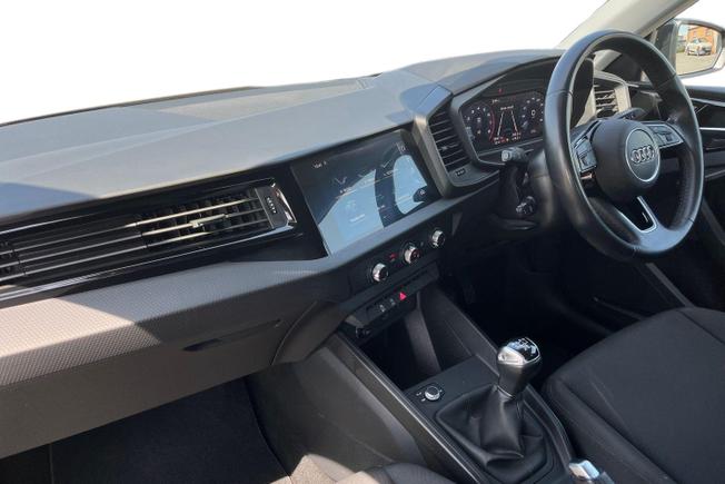 Audi A1 Photo 2