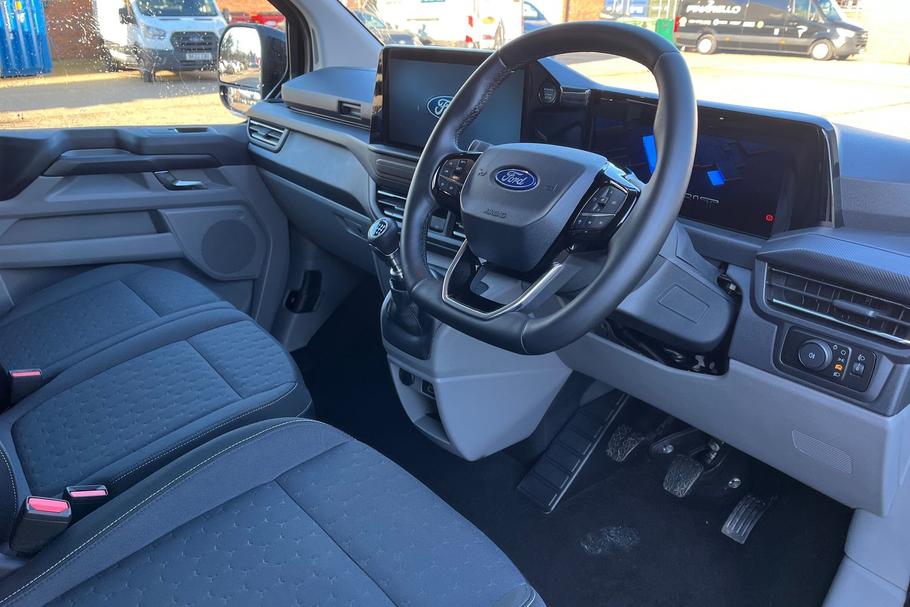 Used Ford TRANSIT CUSTOM 13