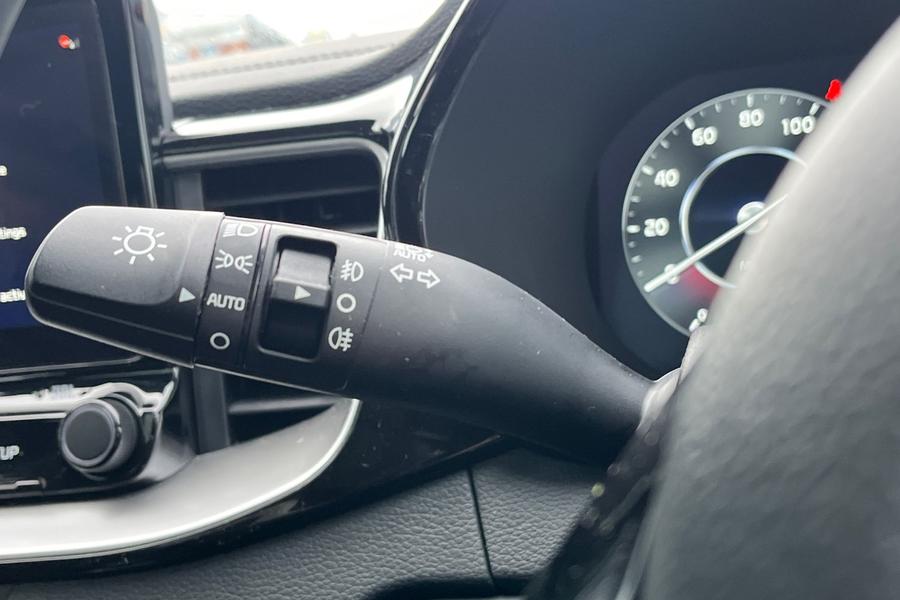 Kia XCEED Photo autoimg-f5d703feec6084d01ebb808c7a288279eb9f6550.jpg