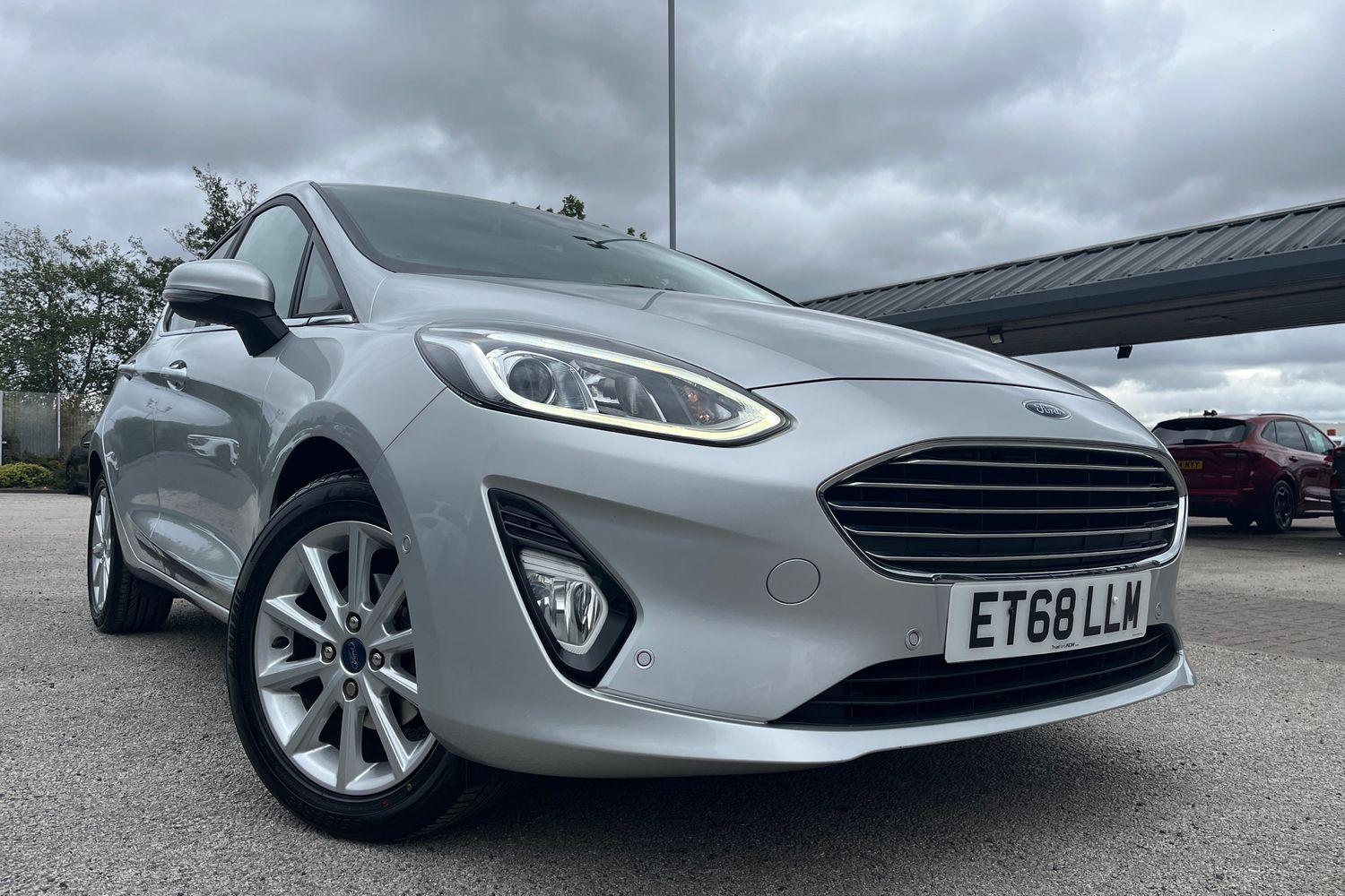 Ford Fiesta Photo 36
