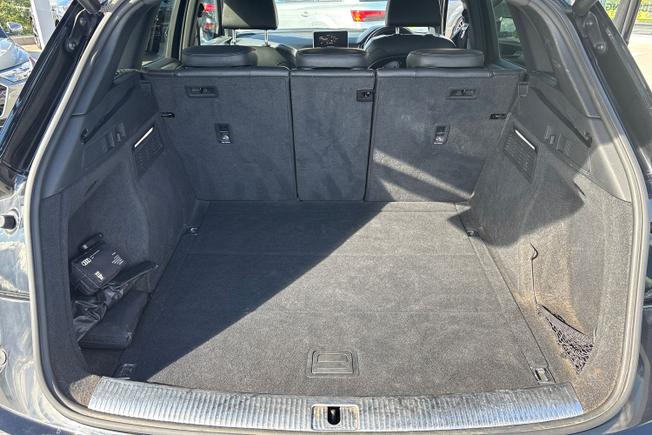 AUDI Q5 Photo 12