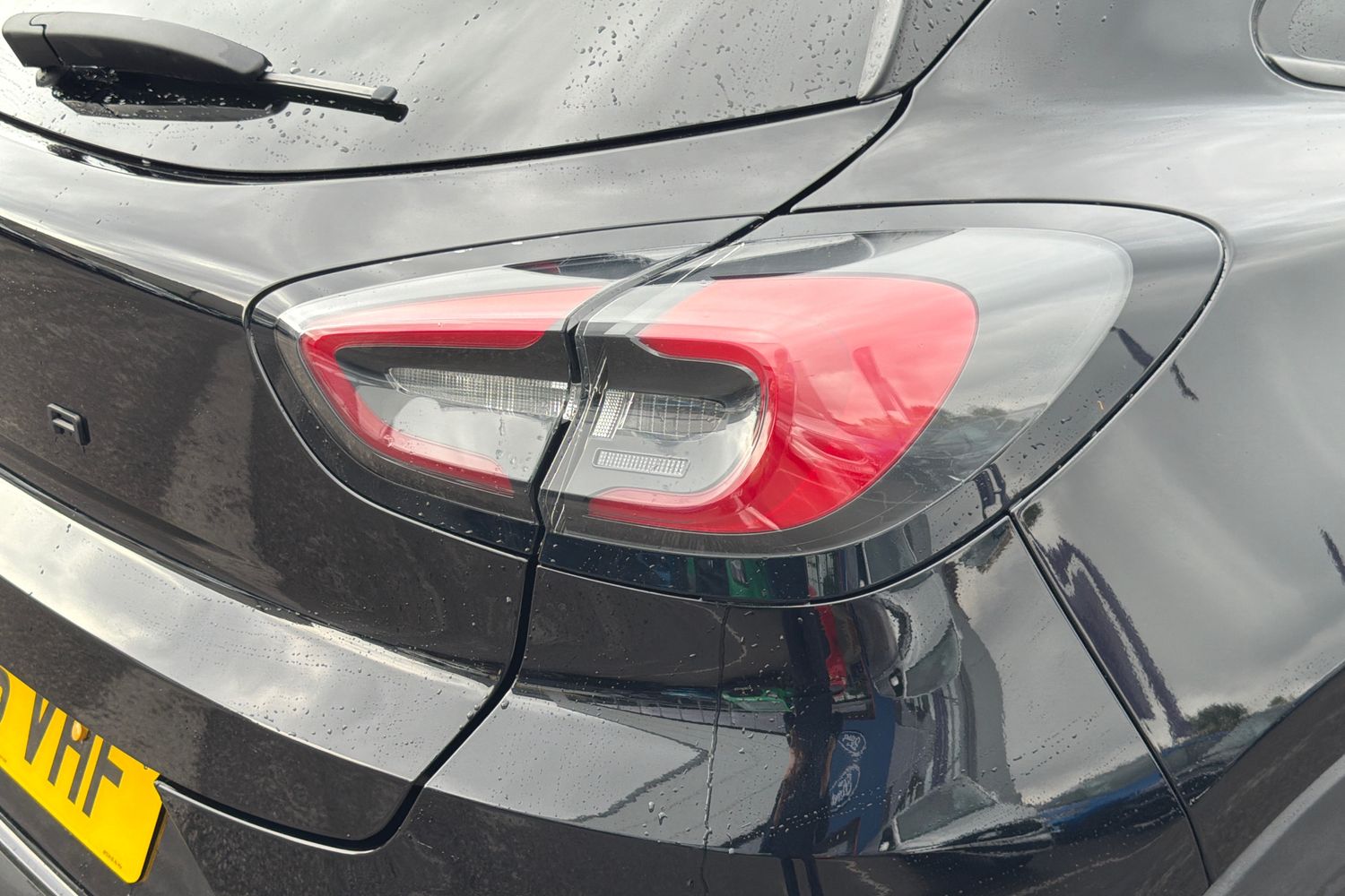 Ford PUMA Photo 33