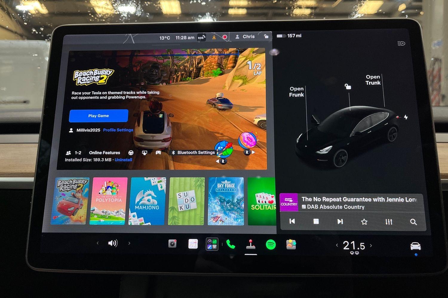 TESLA MODEL 3 Photo 32