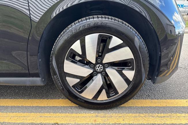 VOLKSWAGEN ID. Buzz Cargo Photo 5