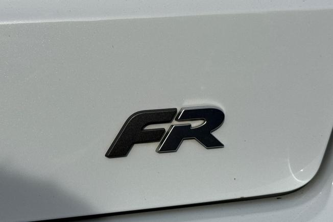 SEAT Arona Photo 32