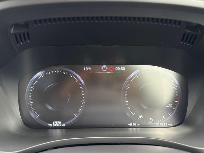 VOLVO XC60 Photo 15