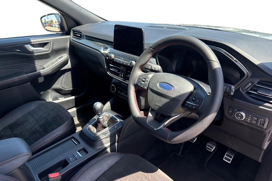 Ford Kuga Photo autoimg-f5eb67cc17e6cf3570285d1596ad2c5a771ef6fa.jpg