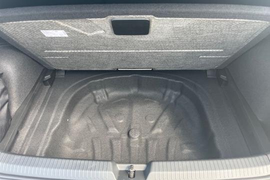 Volkswagen Golf Photo autoimg-f5f0a28433788e1b3d3f310172d5851ddec3dfbf.jpg