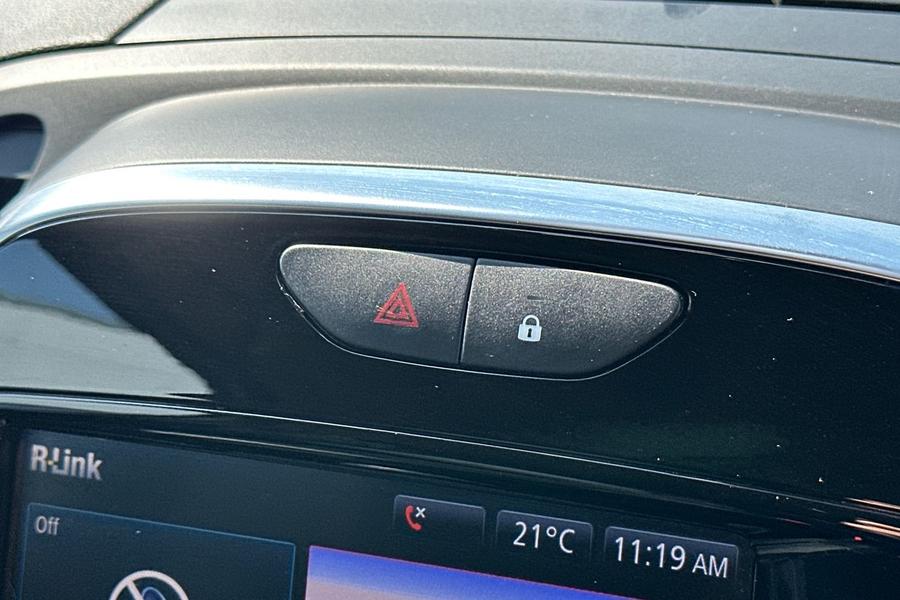 Renault CAPTUR Photo autoimg-f5f22569982c4da97c38616d99236a465ff12345.jpg