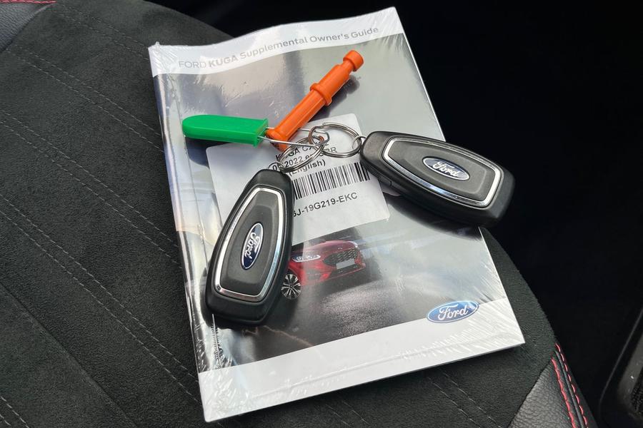 Ford Kuga Photo autoimg-f5f3cbe1a1dc2fca75717cde4a6cb0d28b2a1afc.jpg