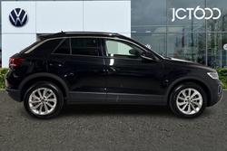 VOLKSWAGEN T-Roc Photo 4