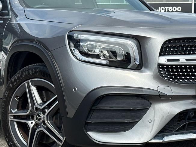 MERCEDES-BENZ Glb Photo 19