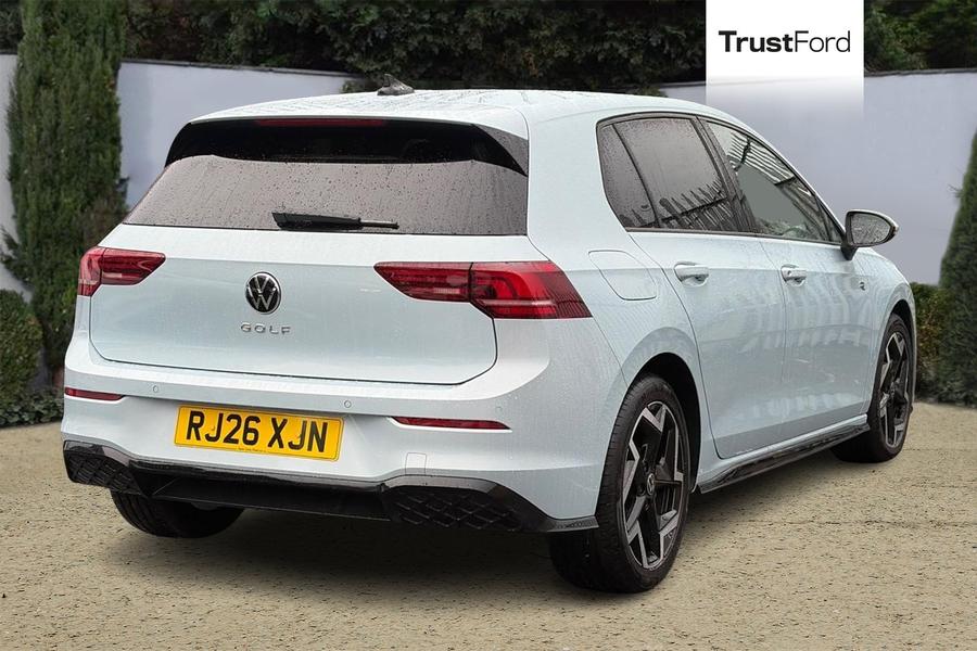 Volkswagen GOLF Photo autoimg-f5ff9d00e5bb61e5d01d3f0a56dd0e96bf3f647b.jpg