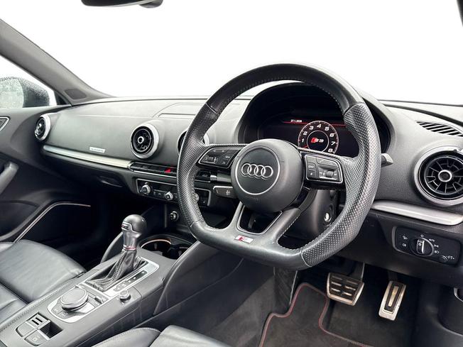 AUDI S3 Photo 6