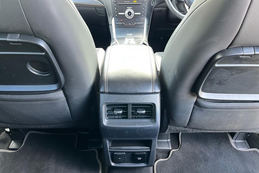 Ford S-Max Photo autoimg-f601782ce228dc02bc0cc3ce11c247b96ed5d27f.jpg