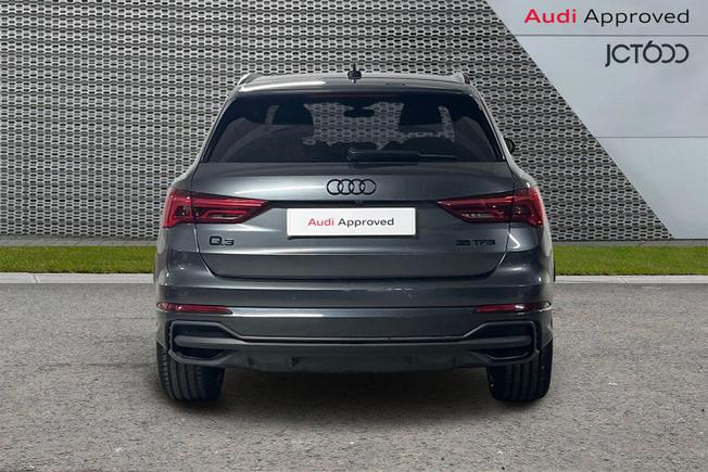 AUDI Q3 Photo 8