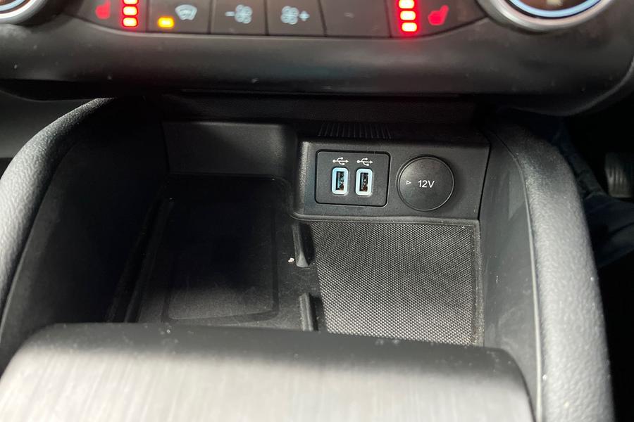 Ford FOCUS Photo autoimg-f602d05b585c50b40a732765be5f162059c495a7.jpg