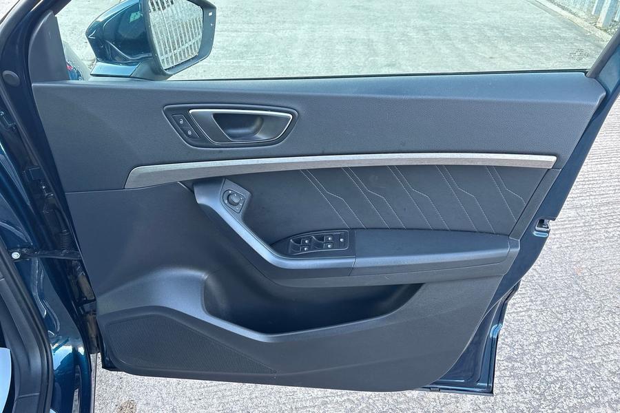 SEAT ATECA Photo autoimg-f6057b4c3643f5419a99345b7597bfc7047564b8.jpg