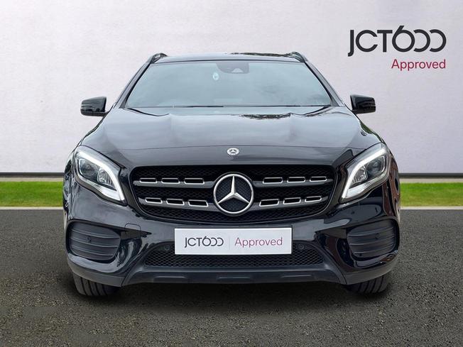 MERCEDES-BENZ GLA Photo 8