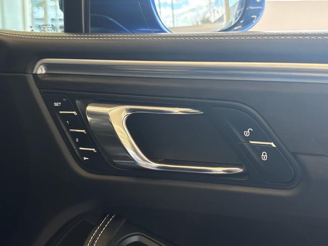 PORSCHE Macan Photo 35