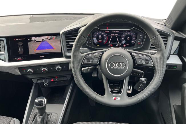 Audi A1 Photo 11