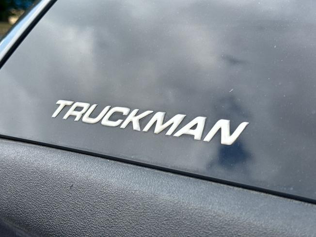 TOYOTA Hilux Photo 45