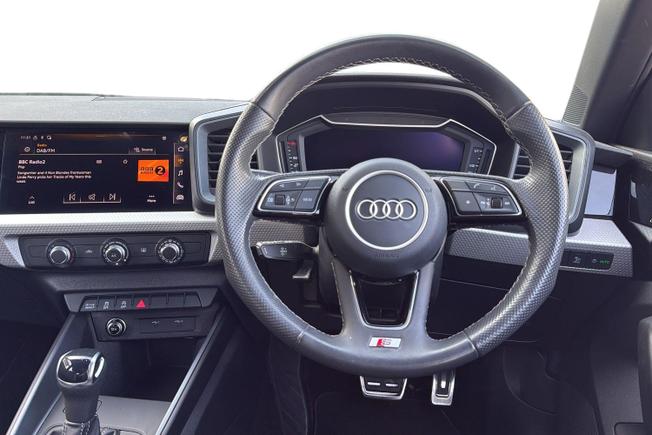 AUDI A1 Photo 11