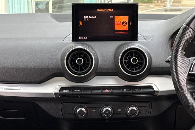 AUDI Q2 Photo 39