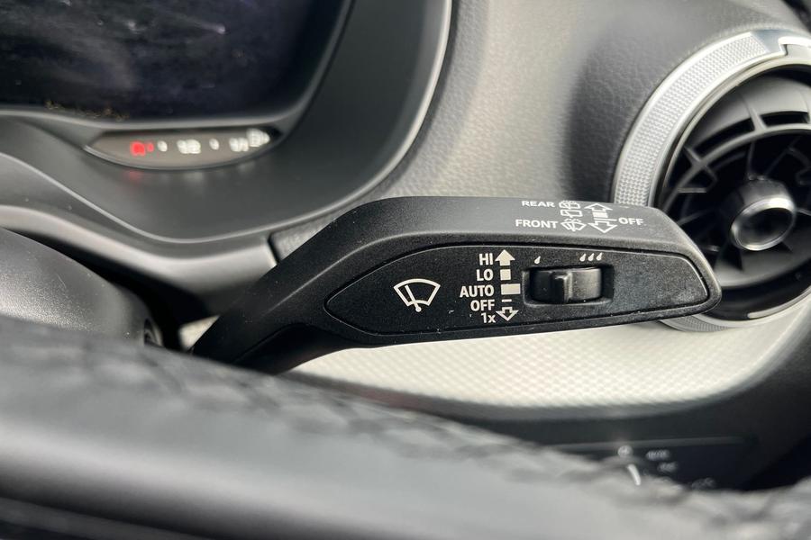 Audi Q2 Photo autoimg-f613c3f660f592910af1ba850e388b9924870531.jpg