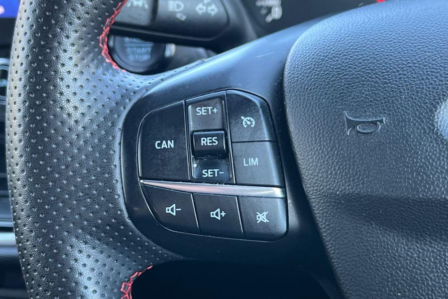 Ford FIESTA Photo autoimg-f613f6bcdb158941270f2c488bc6e6ce1e451be4.jpg