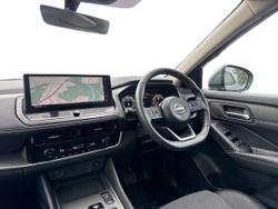 NISSAN Qashqai Photo 2
