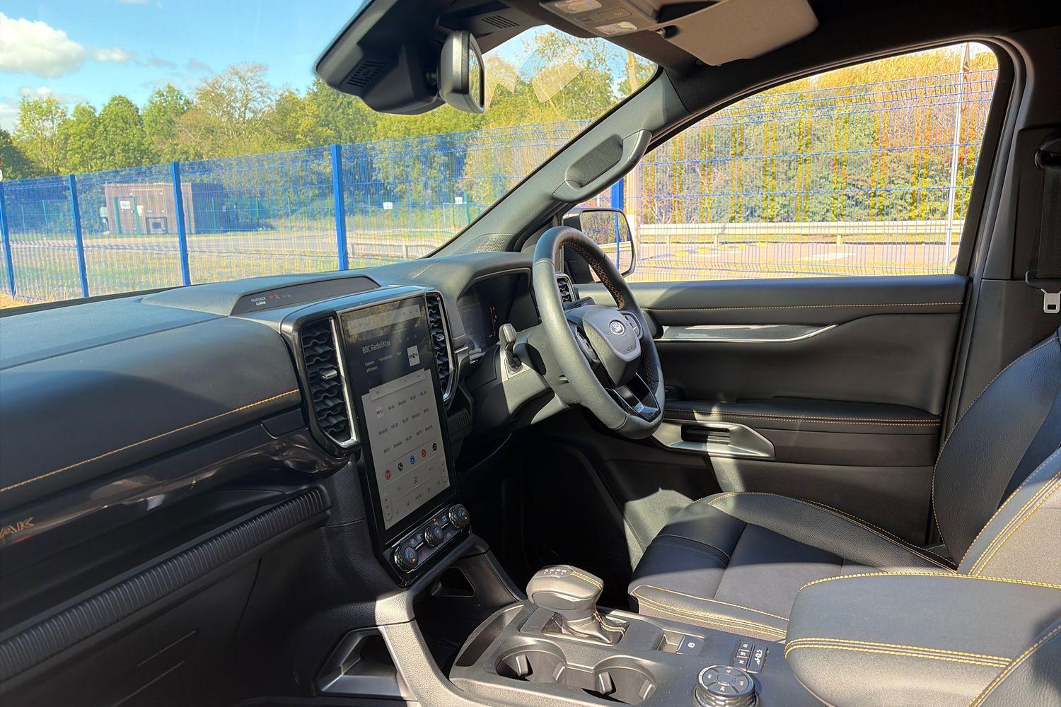 Ford RANGER Photo 2