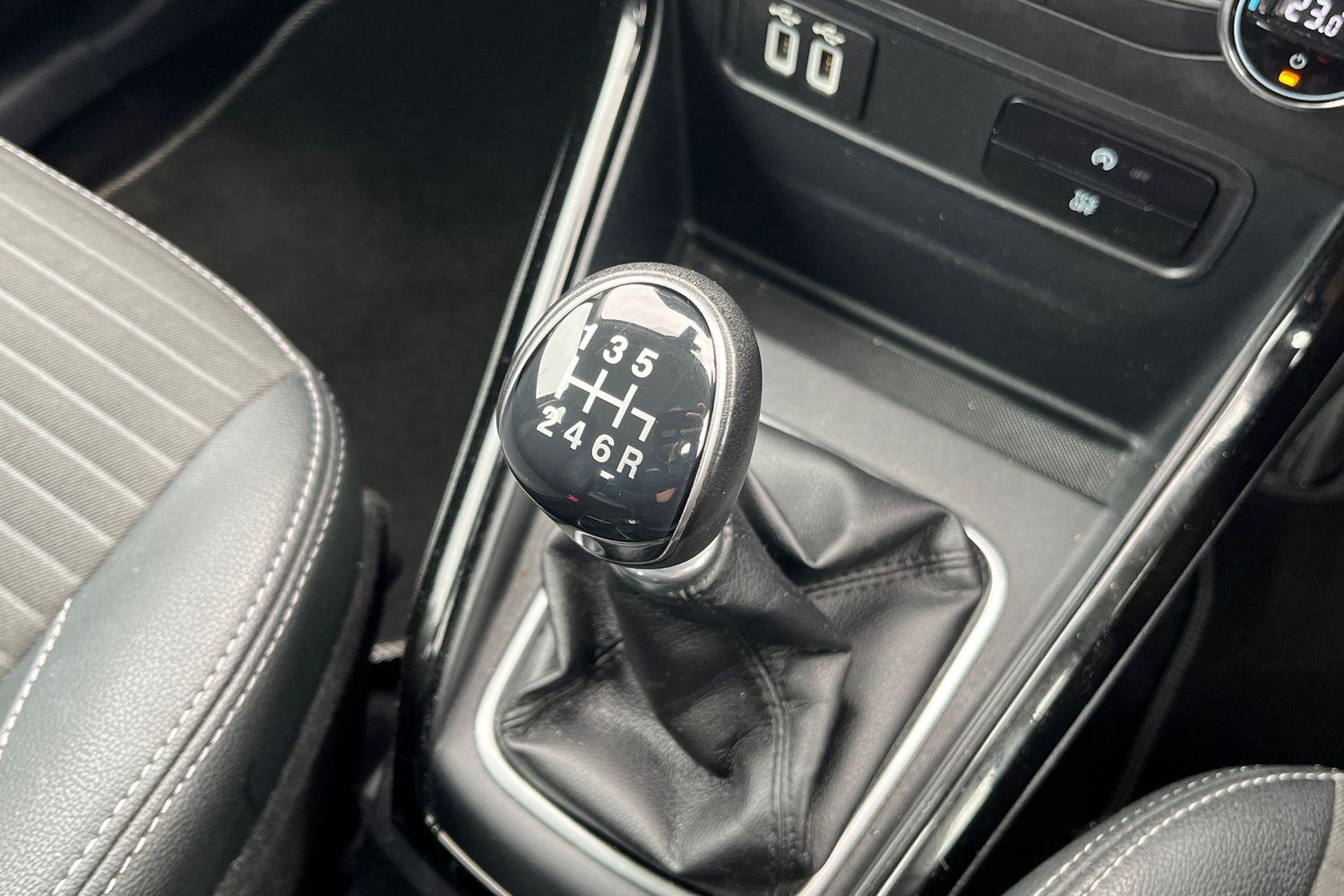 Ford EcoSport Photo 38