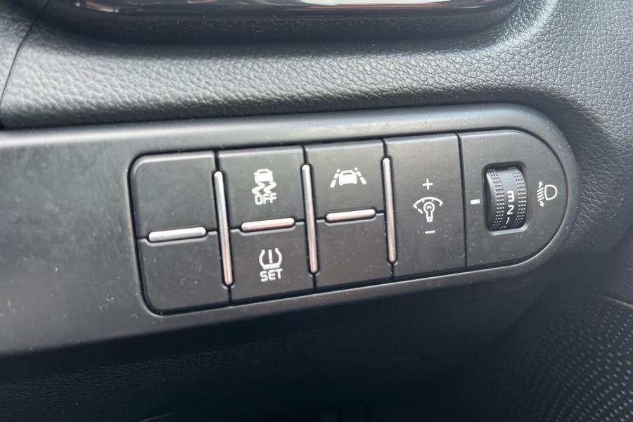 Kia CEED Photo autoimg-f61c2097757a5d45477c908324ed6a269a77878a.jpg