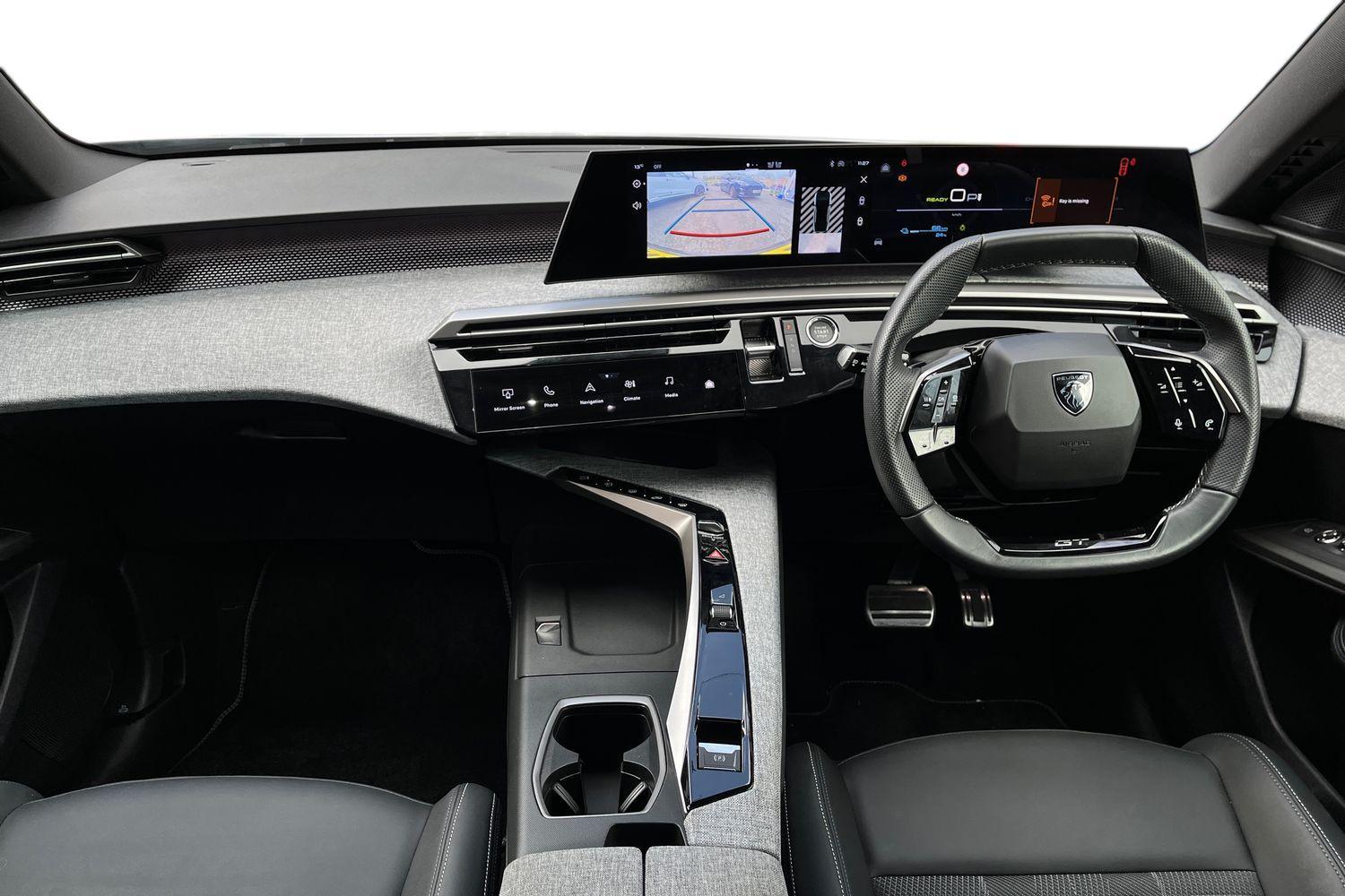 Peugeot E-3008 Photo 9