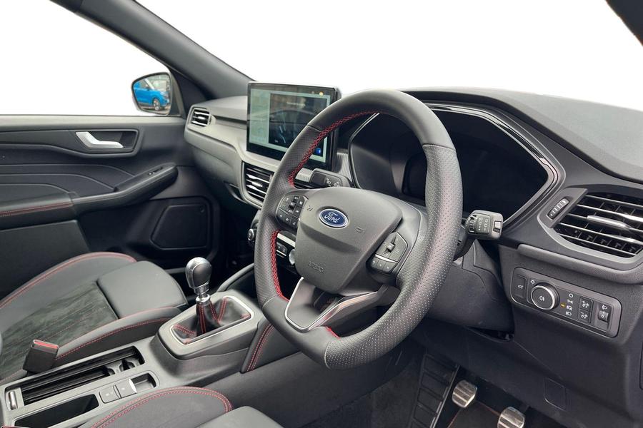 Ford KUGA Photo autoimg-f624cb047bff976c0ca5e43feb9488a217bcf4f4.jpg