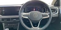 Volkswagen Taigo Hatchback Photo 14