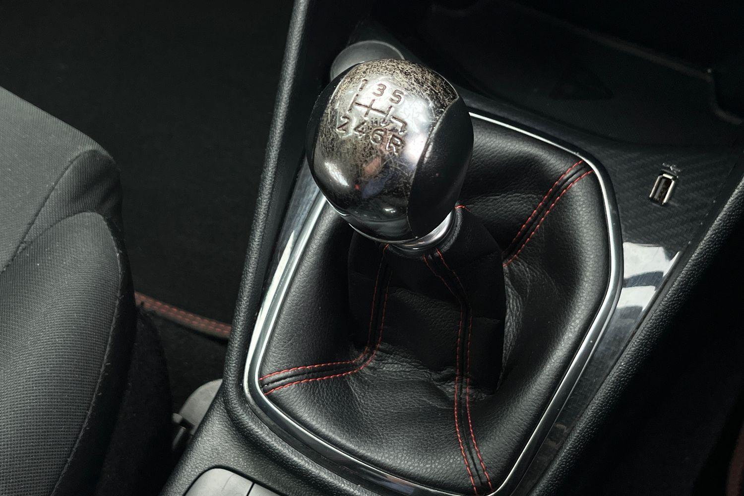 Ford FIESTA Photo 31