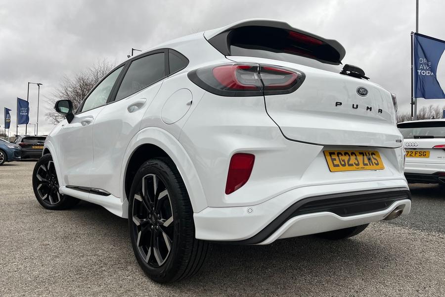 Ford PUMA Photo autoimg-f62a1650ebeb5ee1e7ca707dfaabb15a303fe4b3.jpg