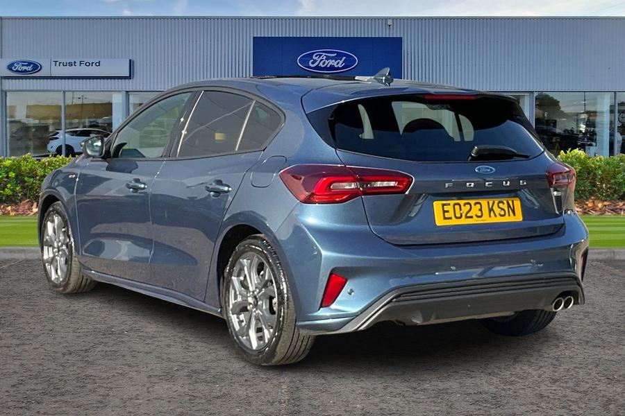Ford Focus Photo autoimg-f62a2215f3d7716d33684e52184b6654244ef19b.jpg