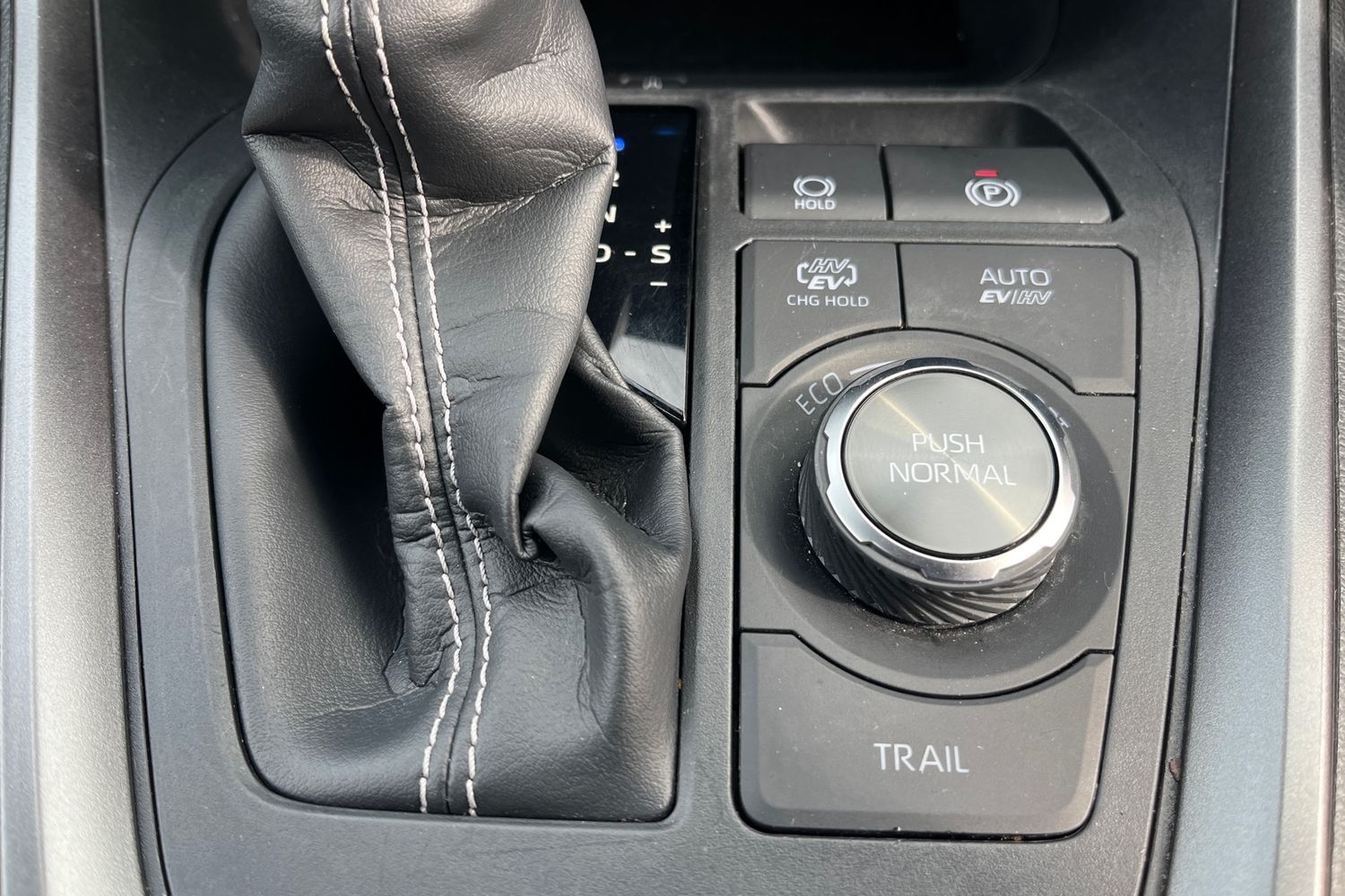 Toyota RAV4 Photo 28
