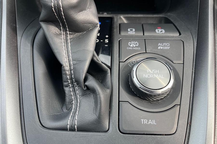 Toyota RAV4 Photo autoimg-f62d99d2b010c4ac9a3ab5b2612082cea2d2f879.jpg